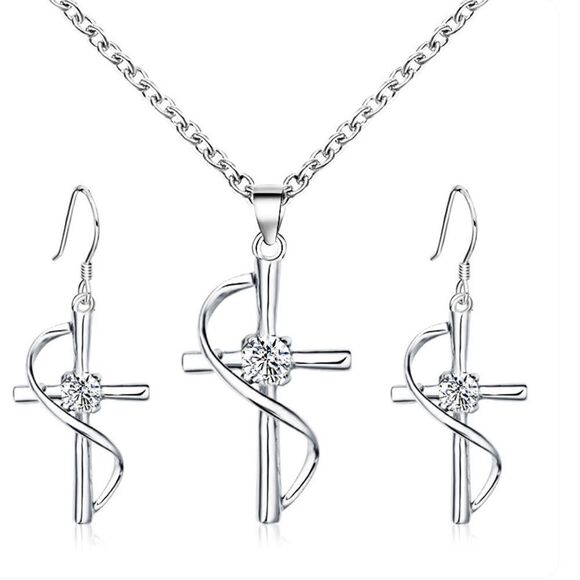 NWT Beautiful Cross Necklace Earring Set - Picture 1 of 6